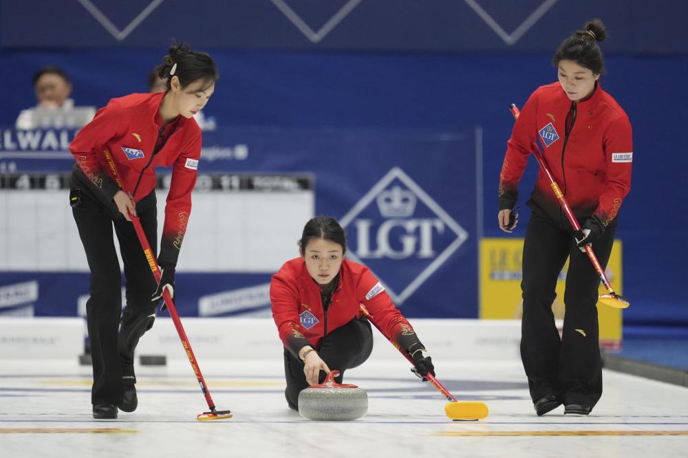 球员续约常 球员续约常